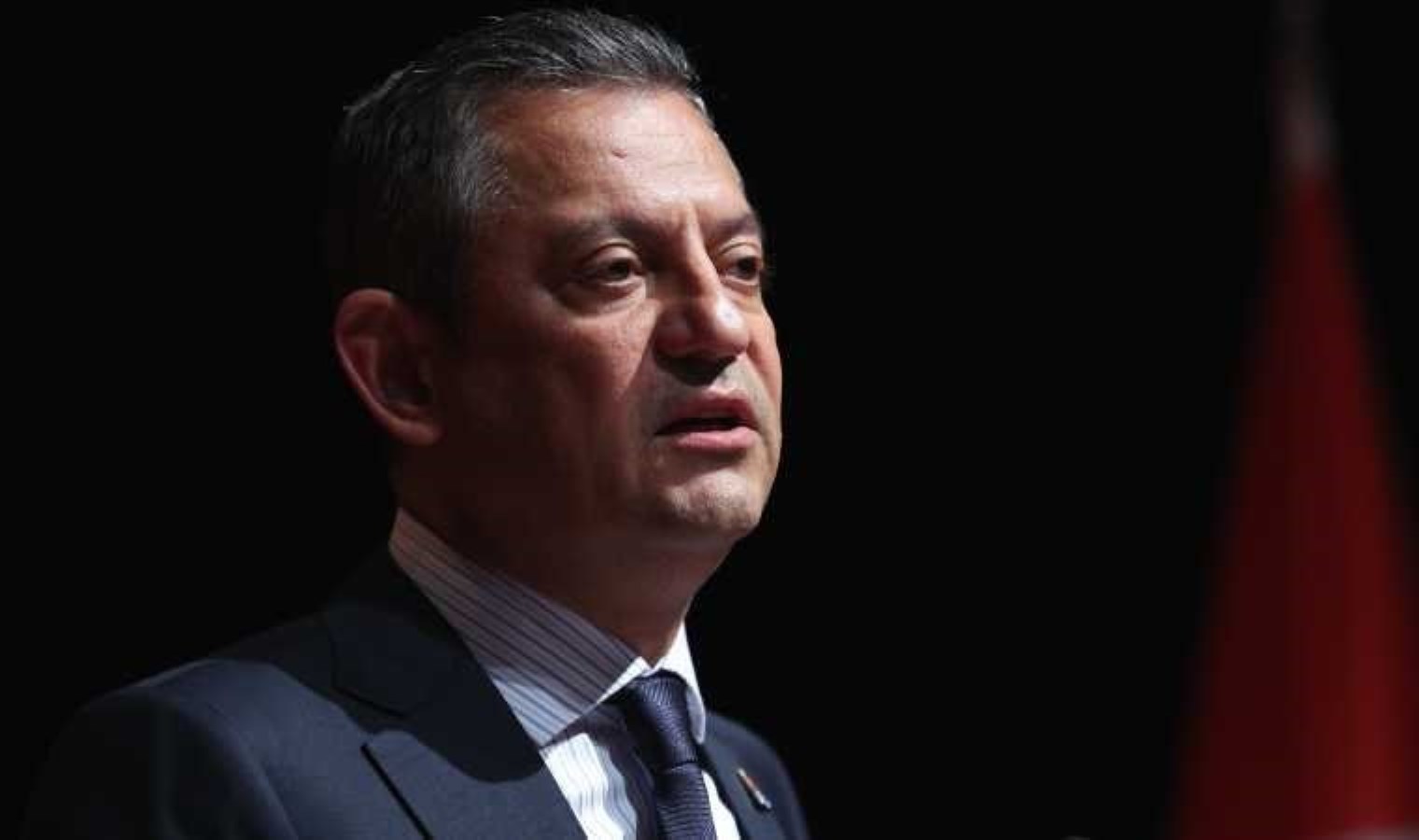 CHP Genel Başkanı Özel, DİSK’in kurucu Genel Başkanı Kemal Türkler’i andı